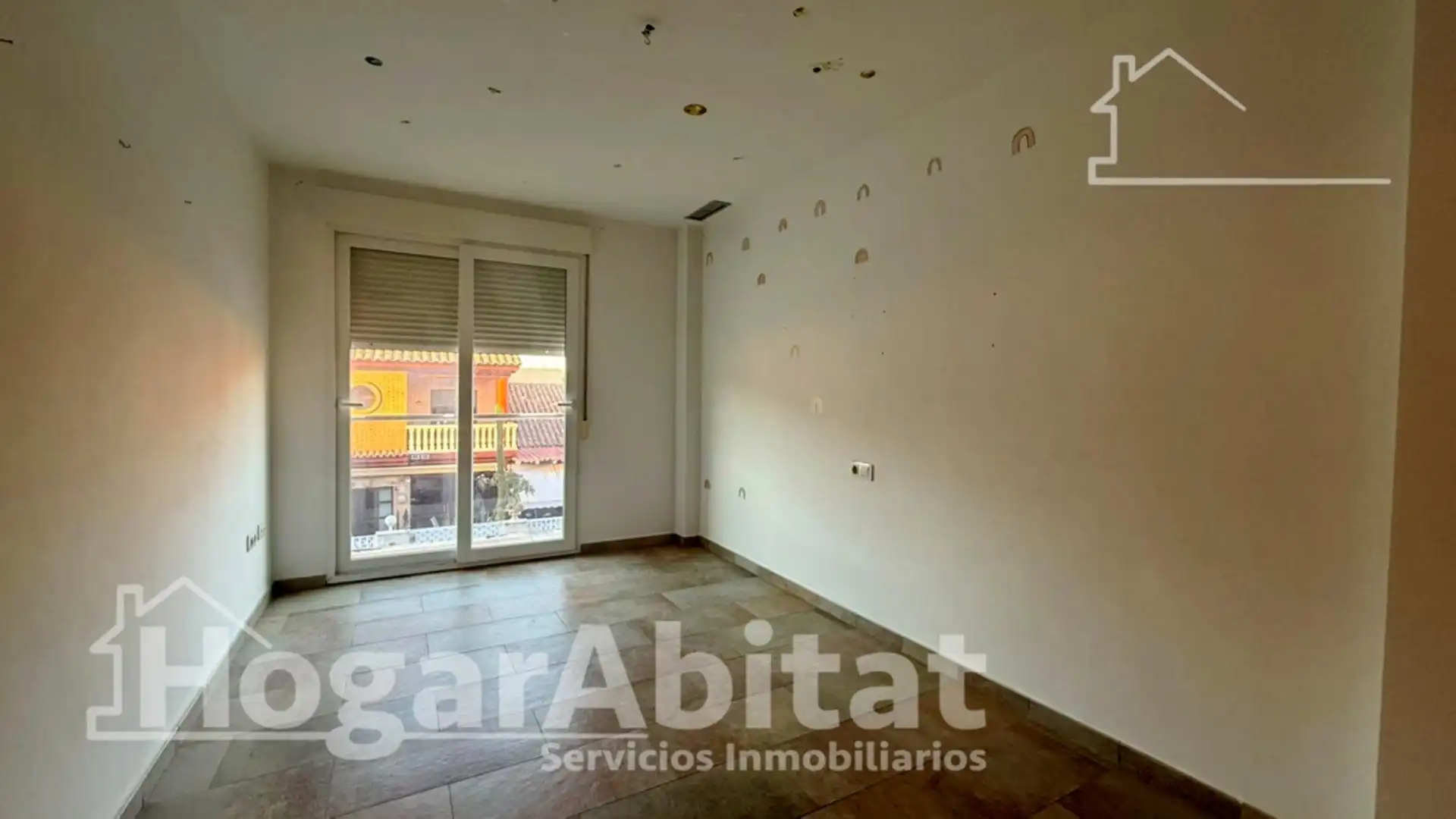 Adossat amb terrassa en venda a Calle les Germanías, imagen 17