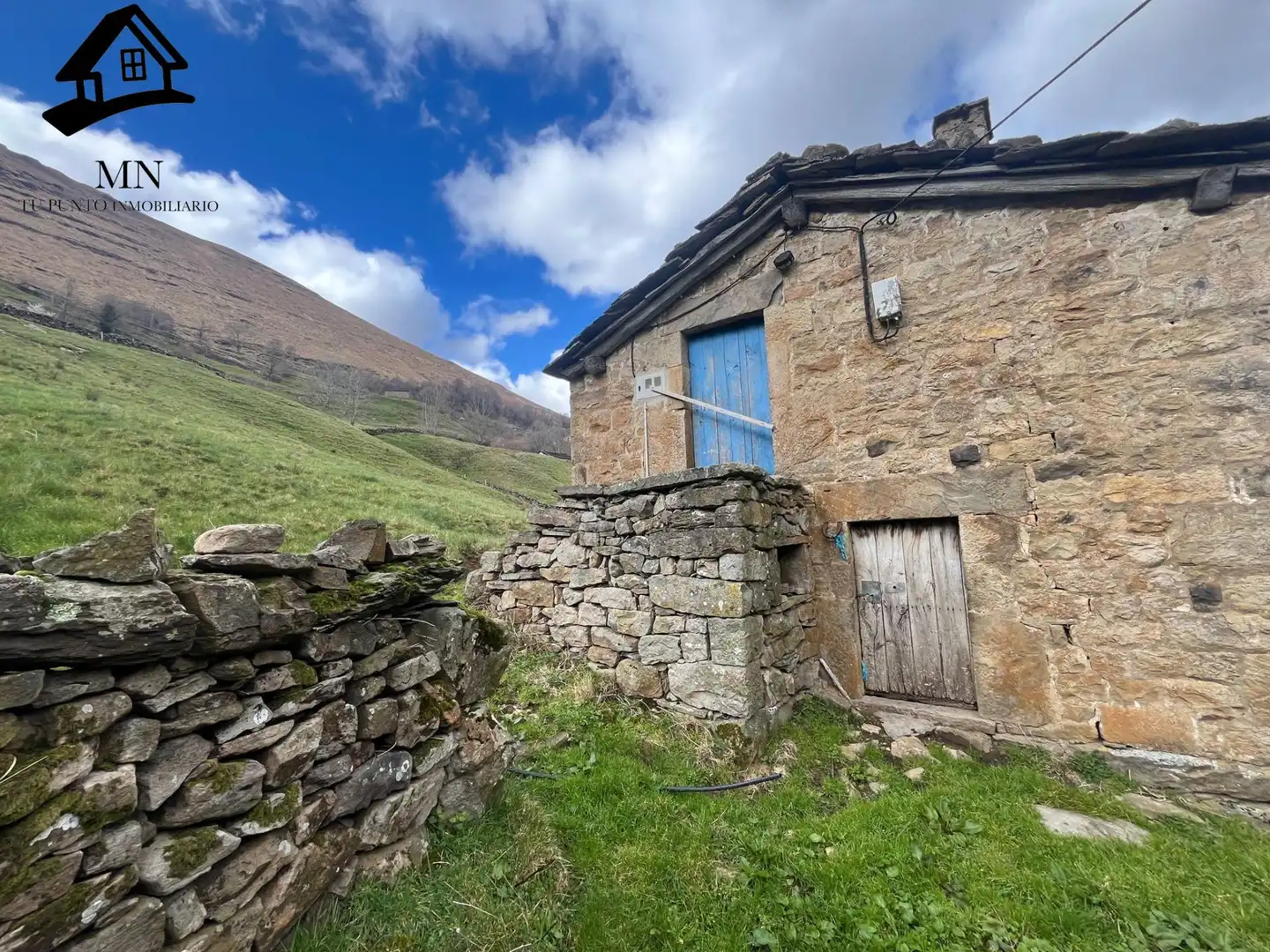Casa rústica amb jardí en venda a Vega de Pas, imagen 2