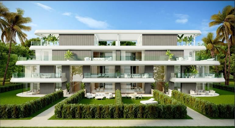 Vista exterior de Apartament de lloguer en Estepona amb Aire condicionat, Jardí privat i Parquet