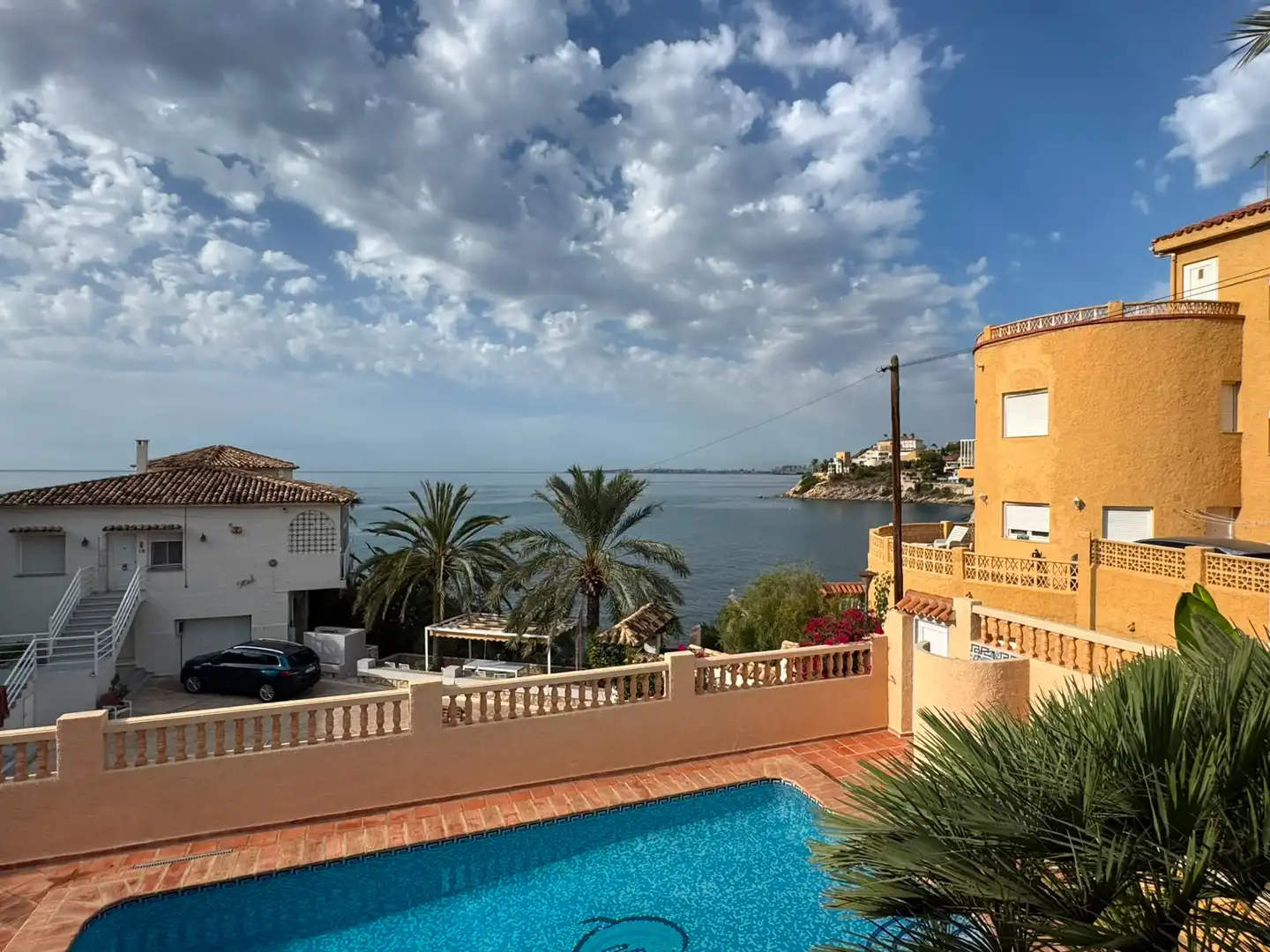 Vista exterior de Casa o chalet en venta en El Campello con Aire acondicionado, Calefacción y Jardín privado