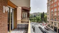 Exterior view of Flat for sale in  Barcelona Capital  with Heating and Terrace