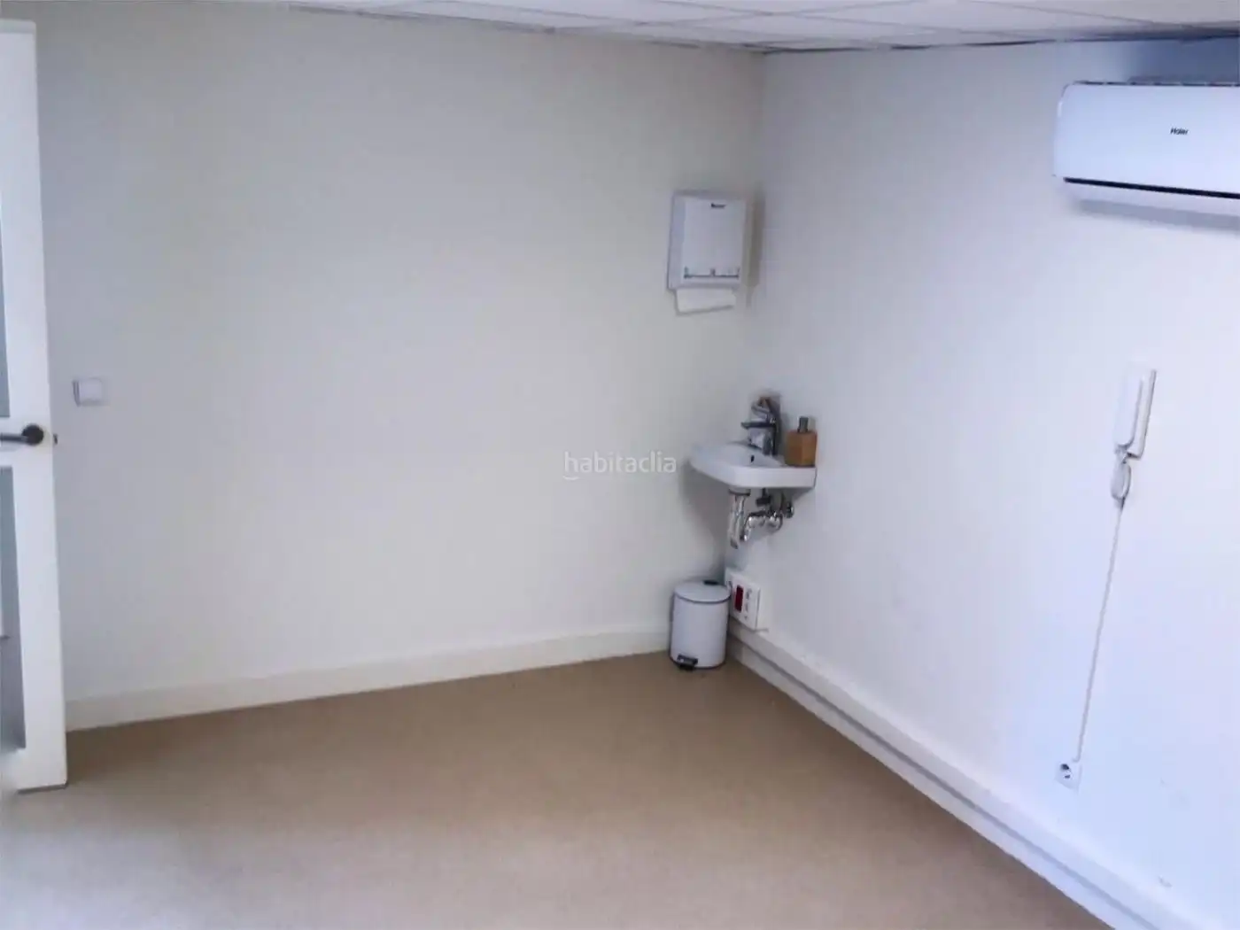 Office space to rent in Calle María Teresa Gil de Gárate 36, imagen 5