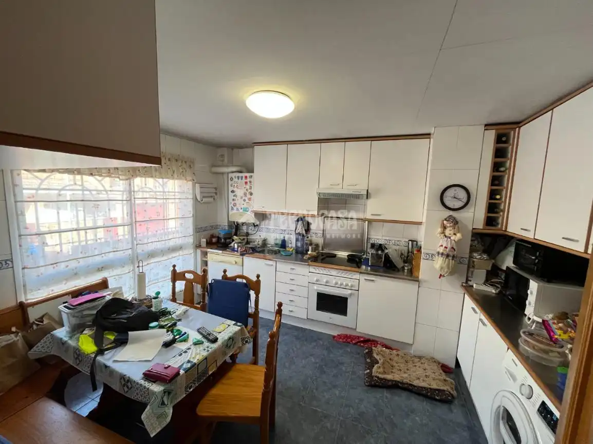 Kitchen of Detached homes for sale in Alcalá de Henares  with Air Conditioner and Heating