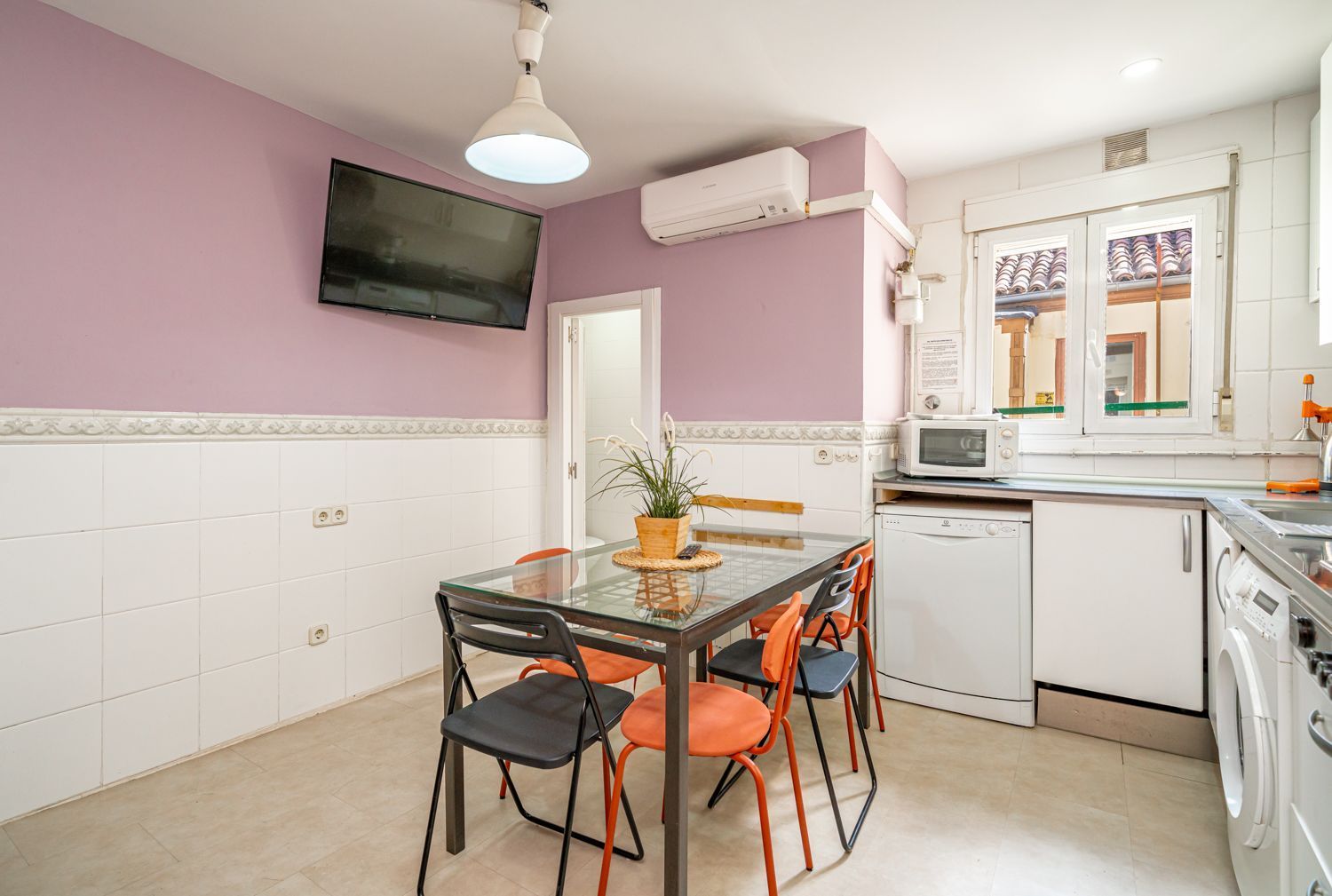 Kitchen of Flat for sale in  Madrid Capital  with Air Conditioner and Heating