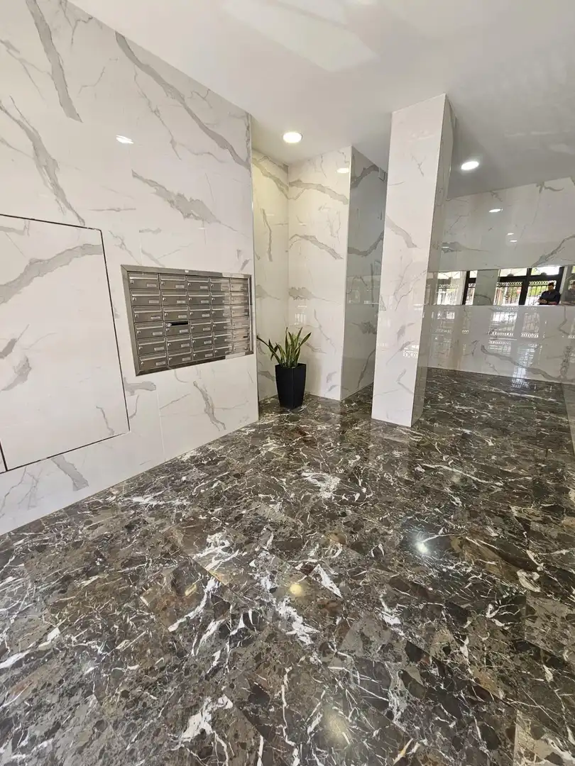 Piso en venta en Valencia con Aire acondicionado, Terraza y Amueblado