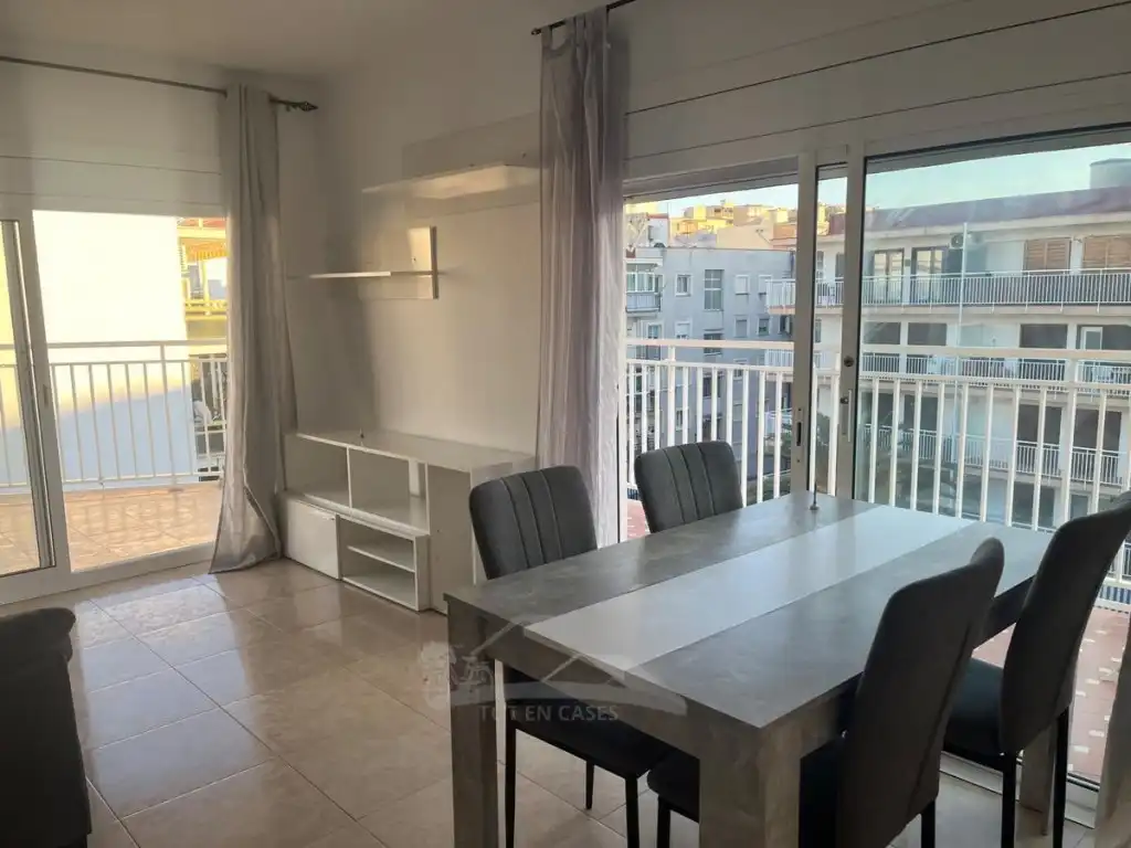 Appartement compact avec ascenseur à vendre à Mar i Camp - Platja dels Capellans