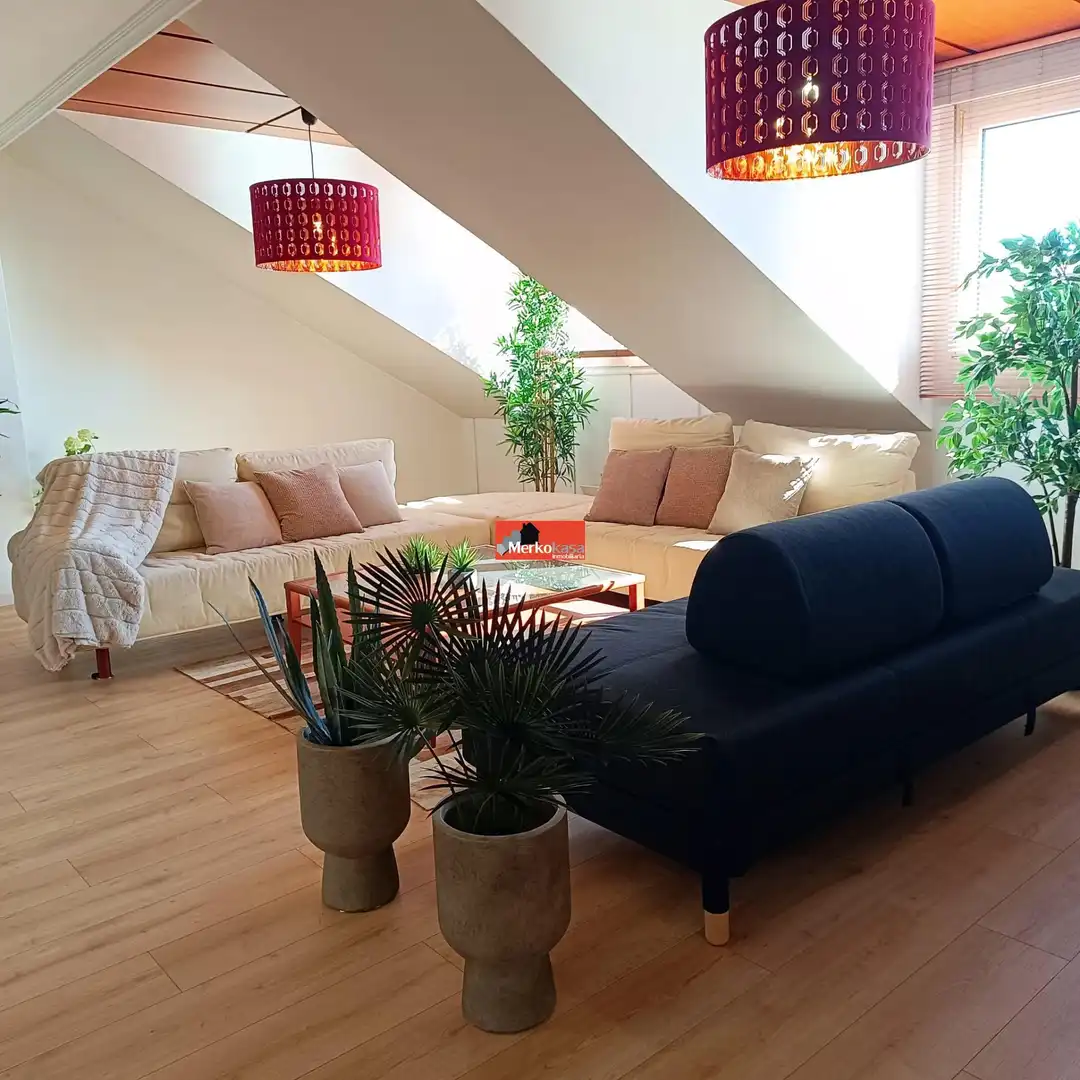 Sala de estar de Dúplex de alquiler en Lugo con Calefacción, Terraza y Trastero