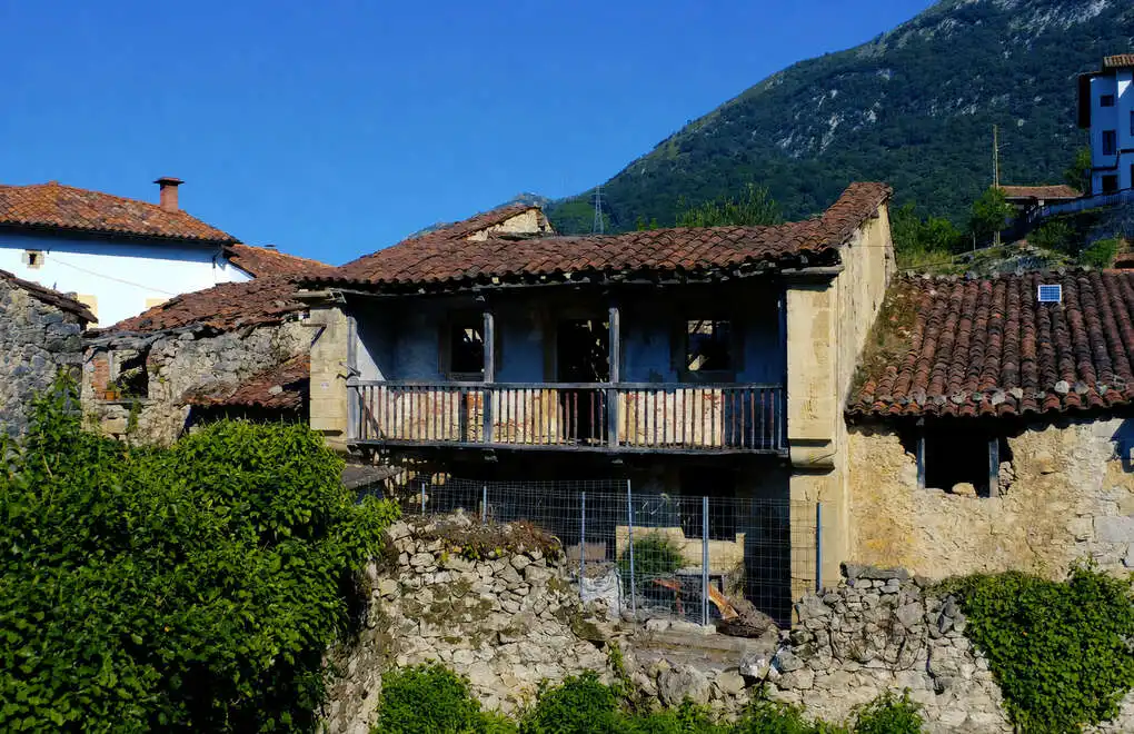 Vista exterior de Casa o chalet en venta en Peñamellera Baja