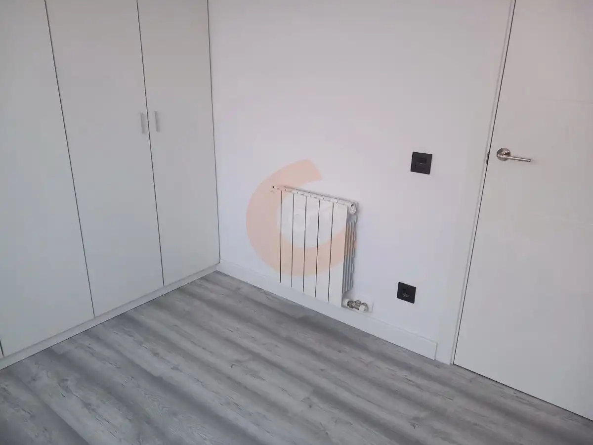 Bedroom of Flat for sale in El Vendrell  with Air Conditioner, Heating and Parquet flooring