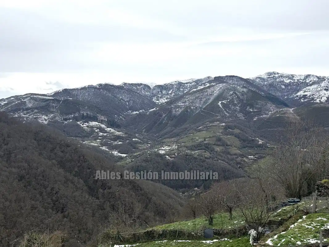 Haus oder Chalet zum Verkauf in Quirós mit Heizung und Abstellraum