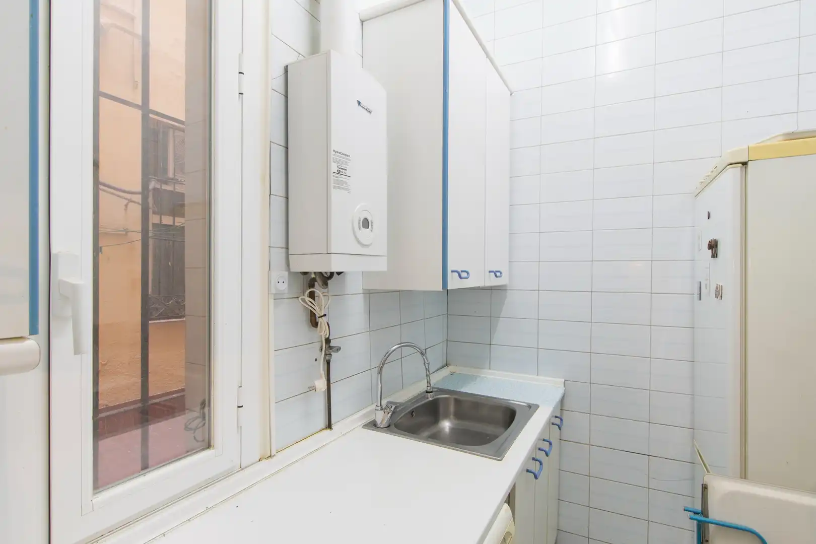 Cuina de Planta baixa en venda en Madrid amb Calefacció