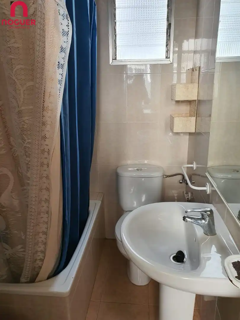 Badezimmer von Wohnung zum Verkauf in Córdoba mit Klimaanlage, Heizung und Terrasse