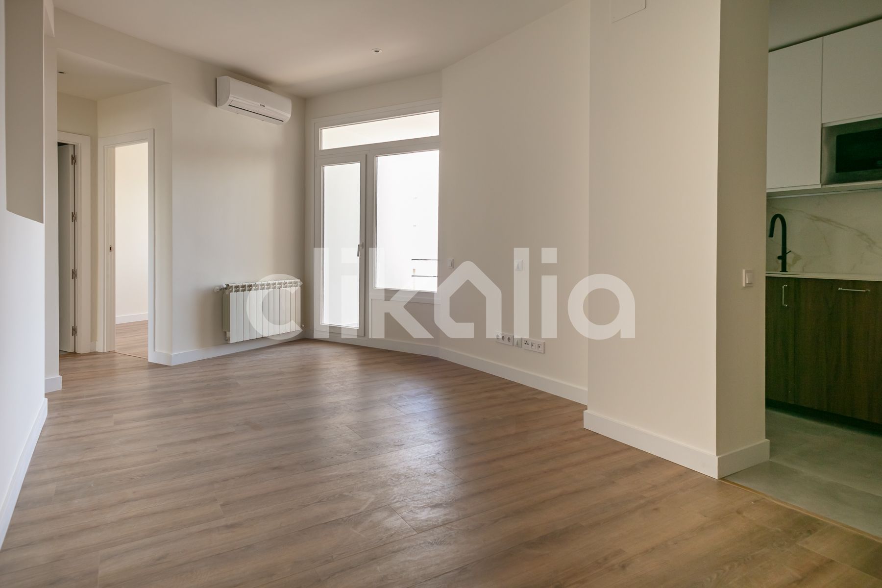 Habitación de Piso en venta en  Madrid Capital con Aire acondicionado, Calefacción y Terraza