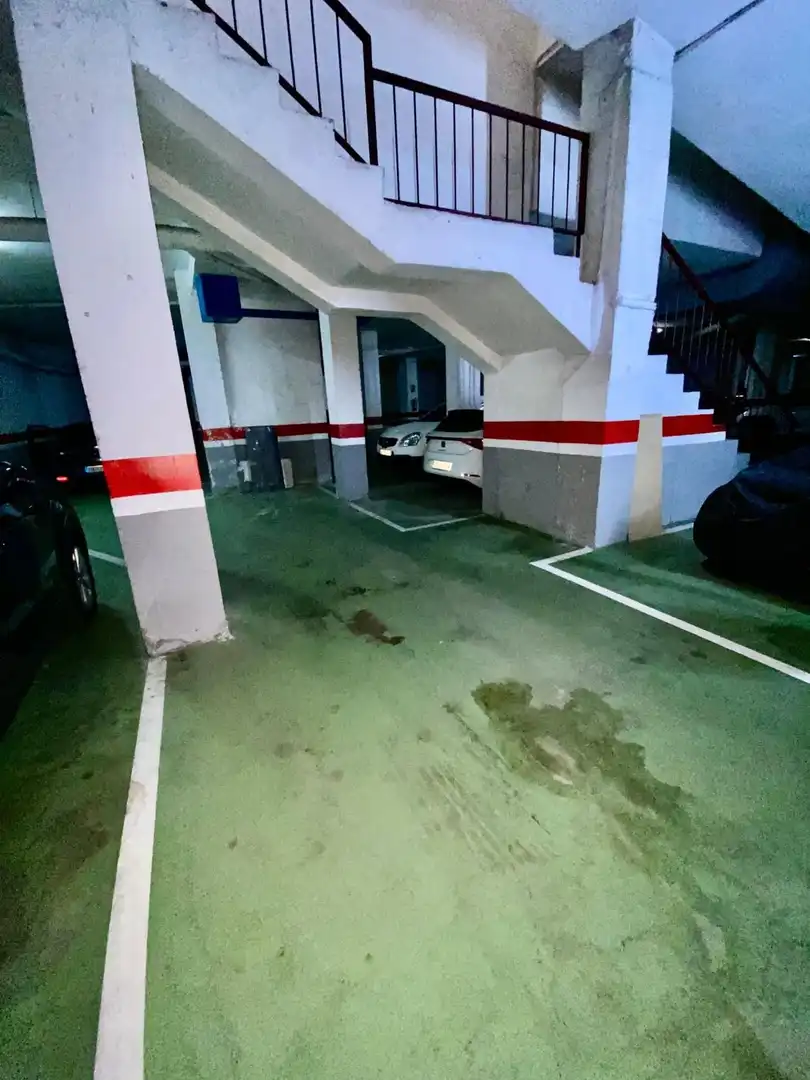 Parking de Garaje en venta en Badalona