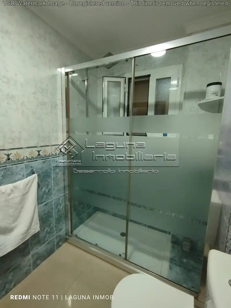 Baño de Piso en venta en Cádiz con Aire acondicionado
