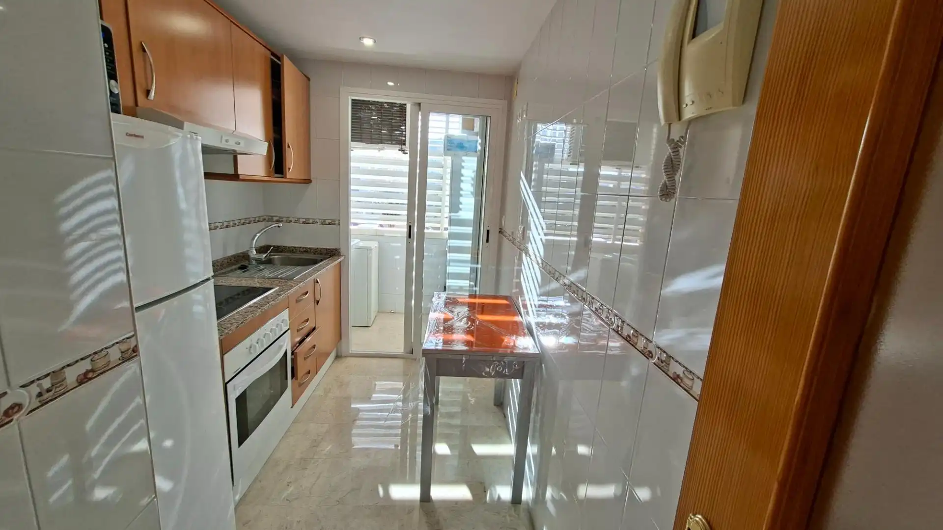 Kitchen of Flat for sale in Benidorm  with Private garden, Terrace and Furnished