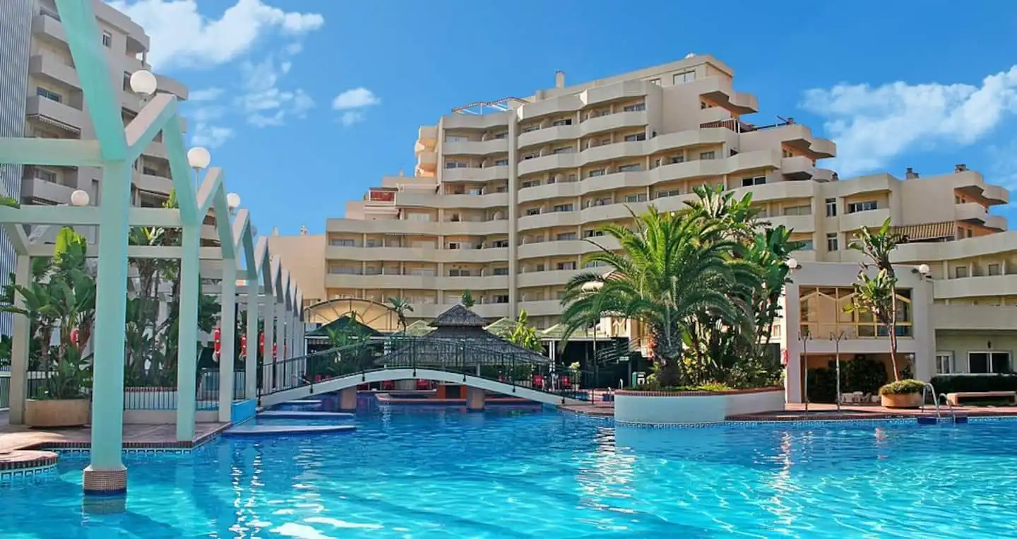 Apartment with pool for sale in Parque de la Paloma, imagen 3
