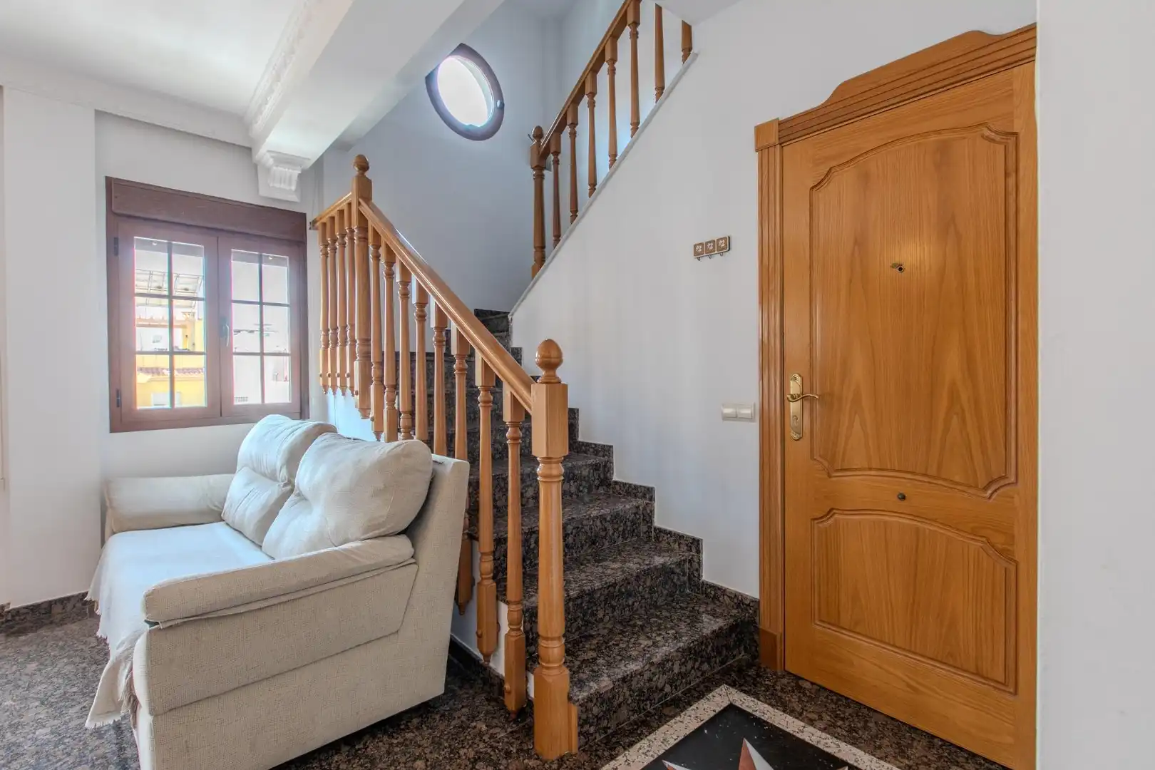Maisonette zur Miete in Fuengirola mit Klimaanlage, Terrasse und Möbliert