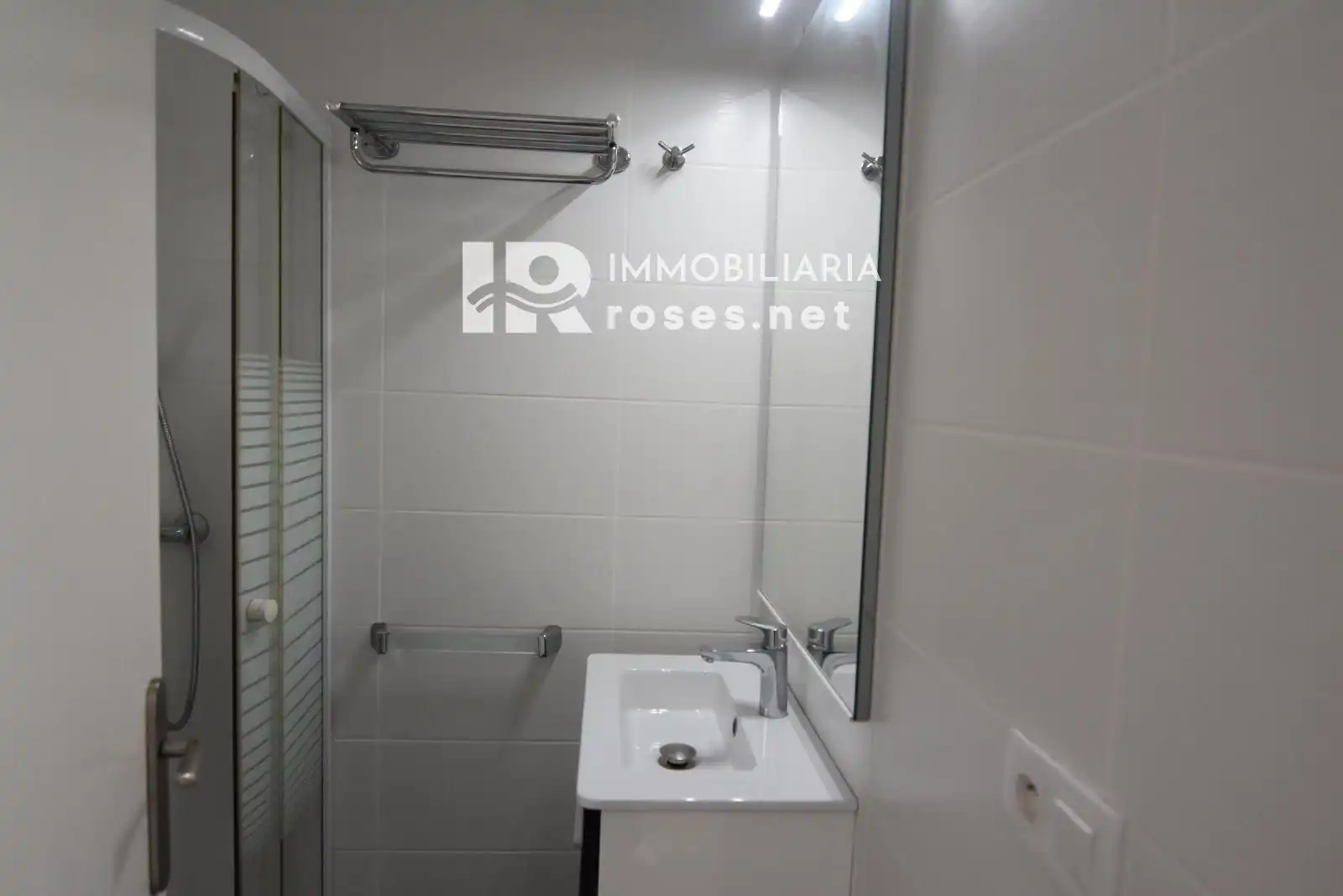 Bathroom of Houses for sale in Empuriabrava  with Air Conditioner