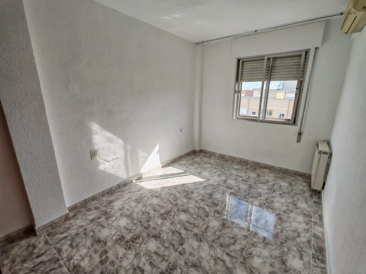 Bedroom of Flat for sale in Móstoles  with Air Conditioner, Heating and Terrace