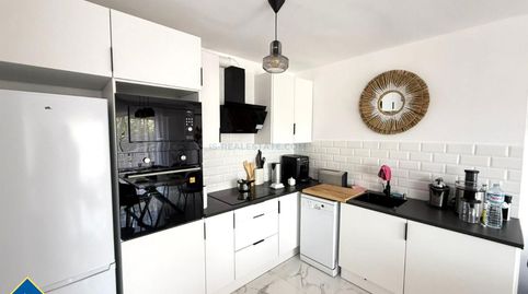 Apartamento reformado con piscina comunitaria, en la provincia de Alicante, en la ciudad de Torrevieja. 2 habitaciones | 95 m² | 3, imatge 3