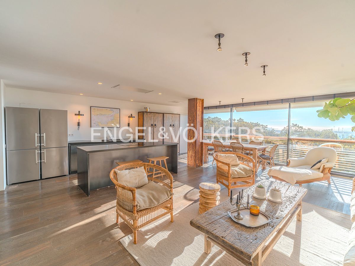 Pis de lloguer a Avenida del Doctor Gadea, 1, Ensanche - Diputación, Centro