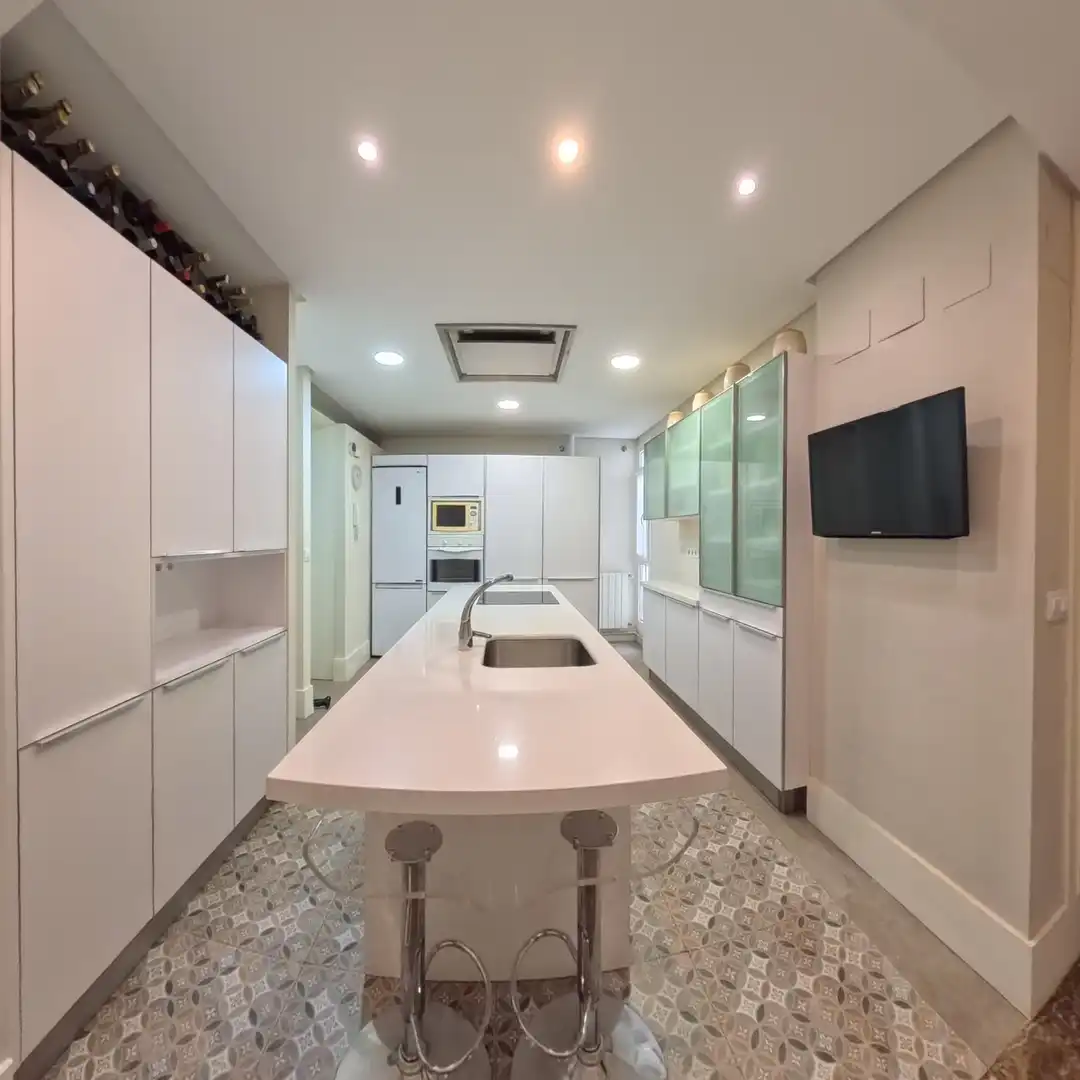 Cocina de Piso en venta en Sevilla con Aire acondicionado, Calefacción y Trastero