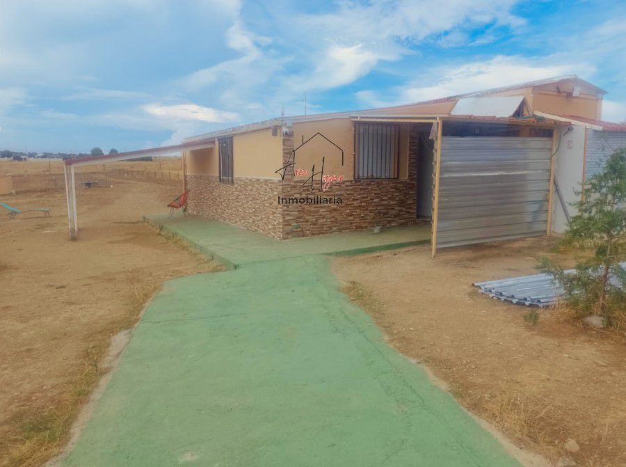 Casa o xalet en venda en Miranda de Azán amb Calefacció