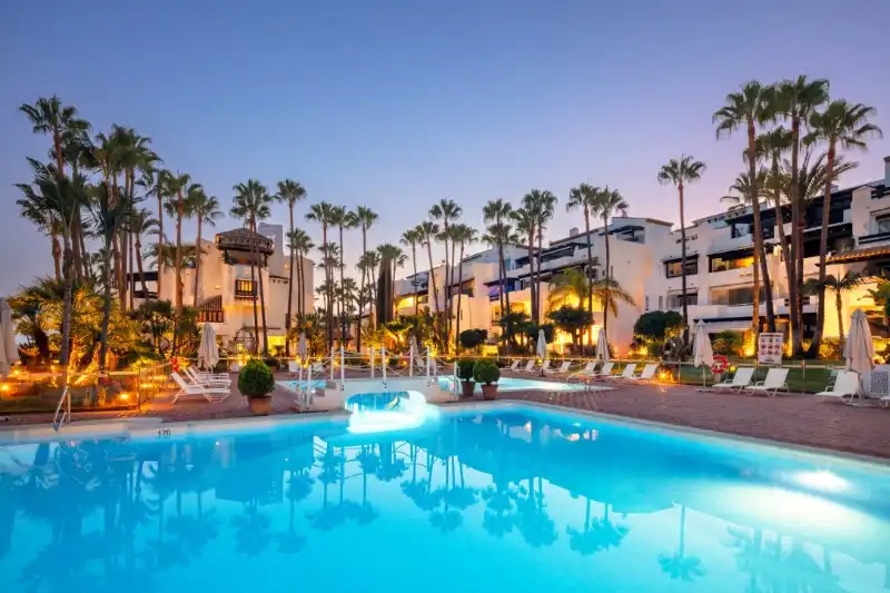 Apartament amb piscina en venda a Milla de Oro, imagen 30