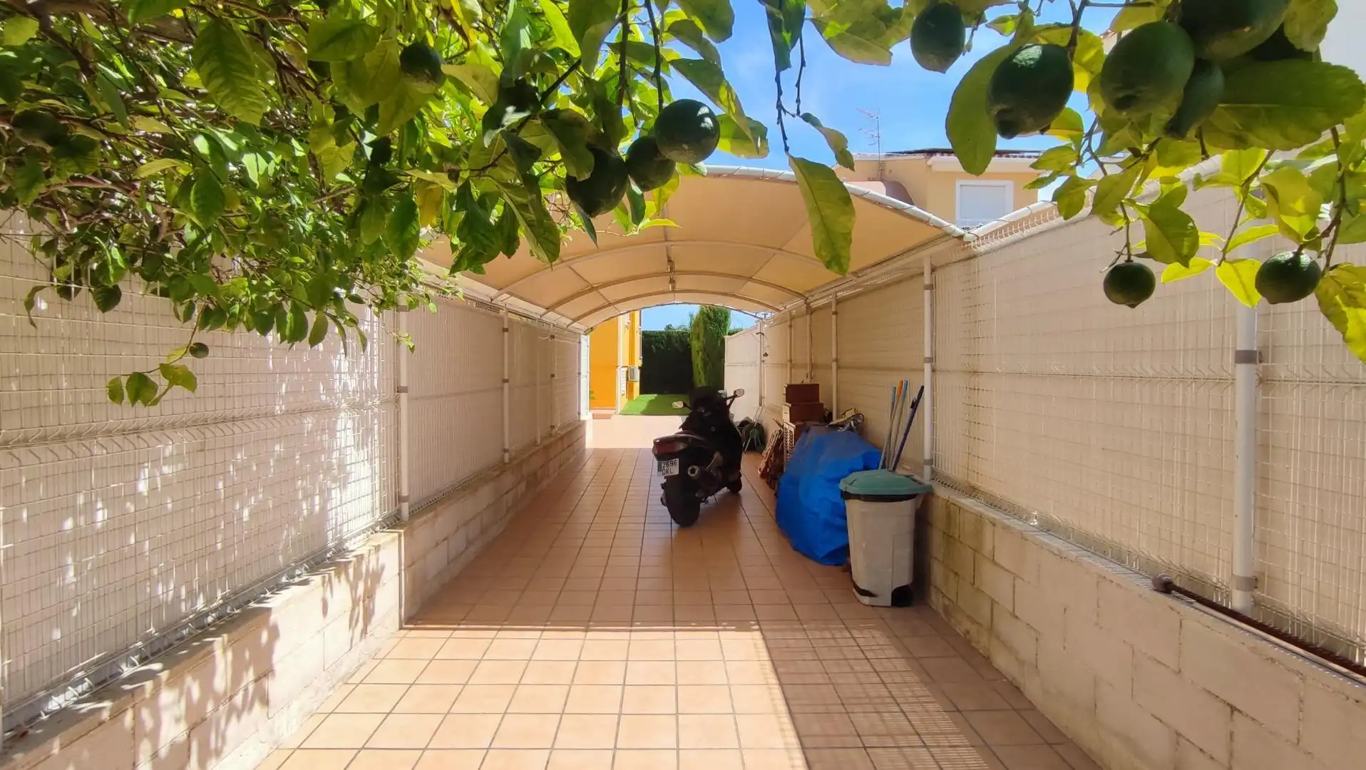 Chalet con piscina en venta en Daimús, imagen 3