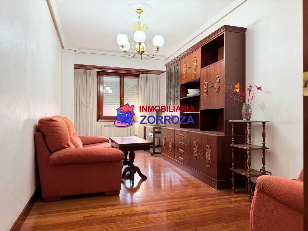 Living room of Flat for sale in Bilbao   with Heating and Furnished