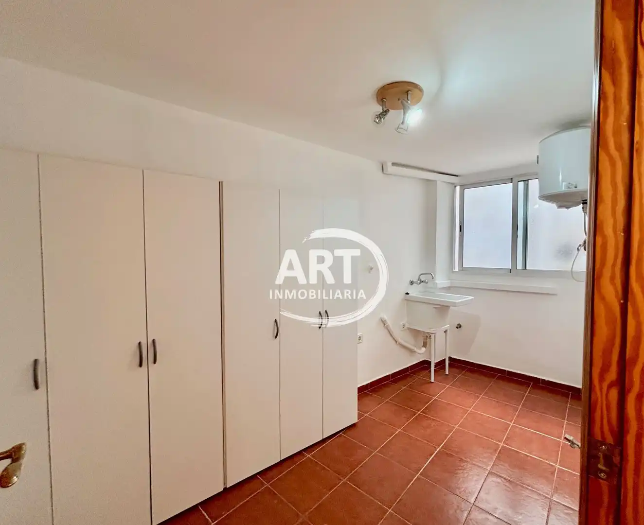 Wohnung zur Miete in L'Eliana mit Klimaanlage, Heizung und Abstellraum