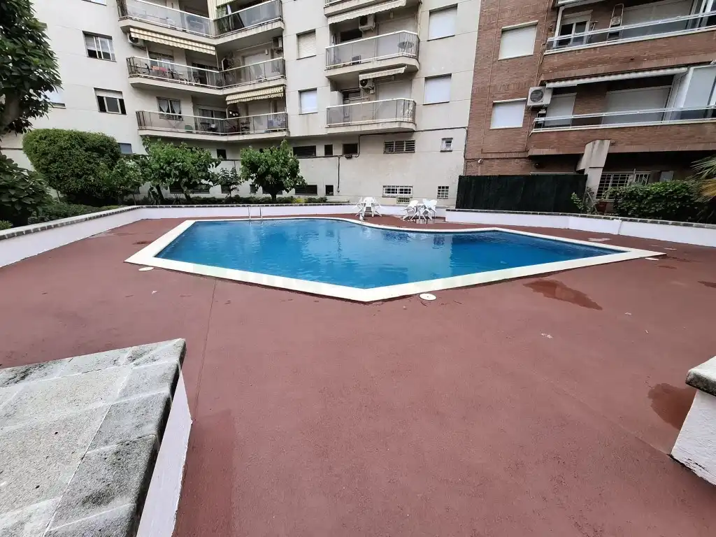 Piscina de Pis en venda en Pineda de Mar