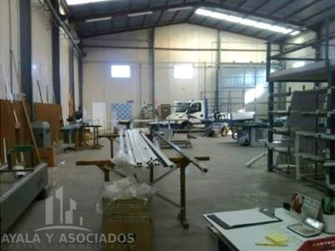 Nau industrial en venda a Pedanías Este