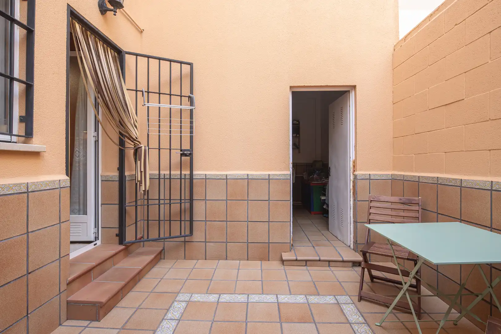 Casa adosada en venda en Armilla amb Aire condicionat