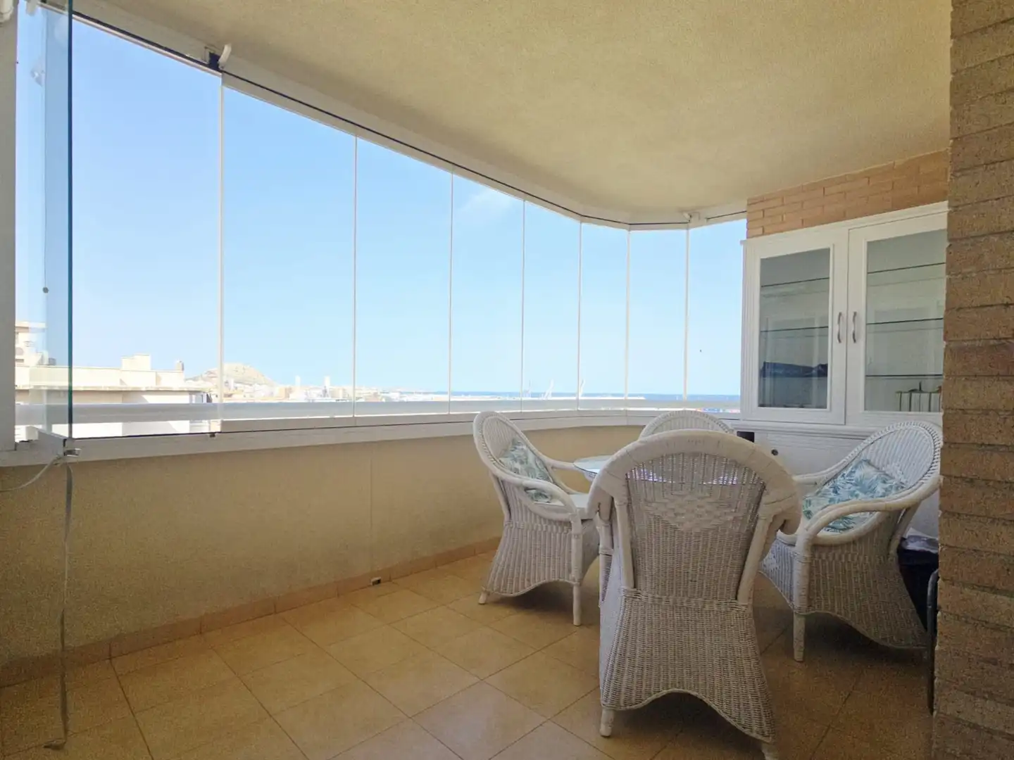 Terrasse von Dachboden zur Miete in San Gabriel - Palmeral - Urbanova