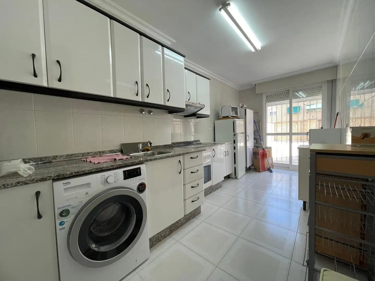 Kitchen of Flat for rent in Ponferrada  with Heating, Terrace and Storage room