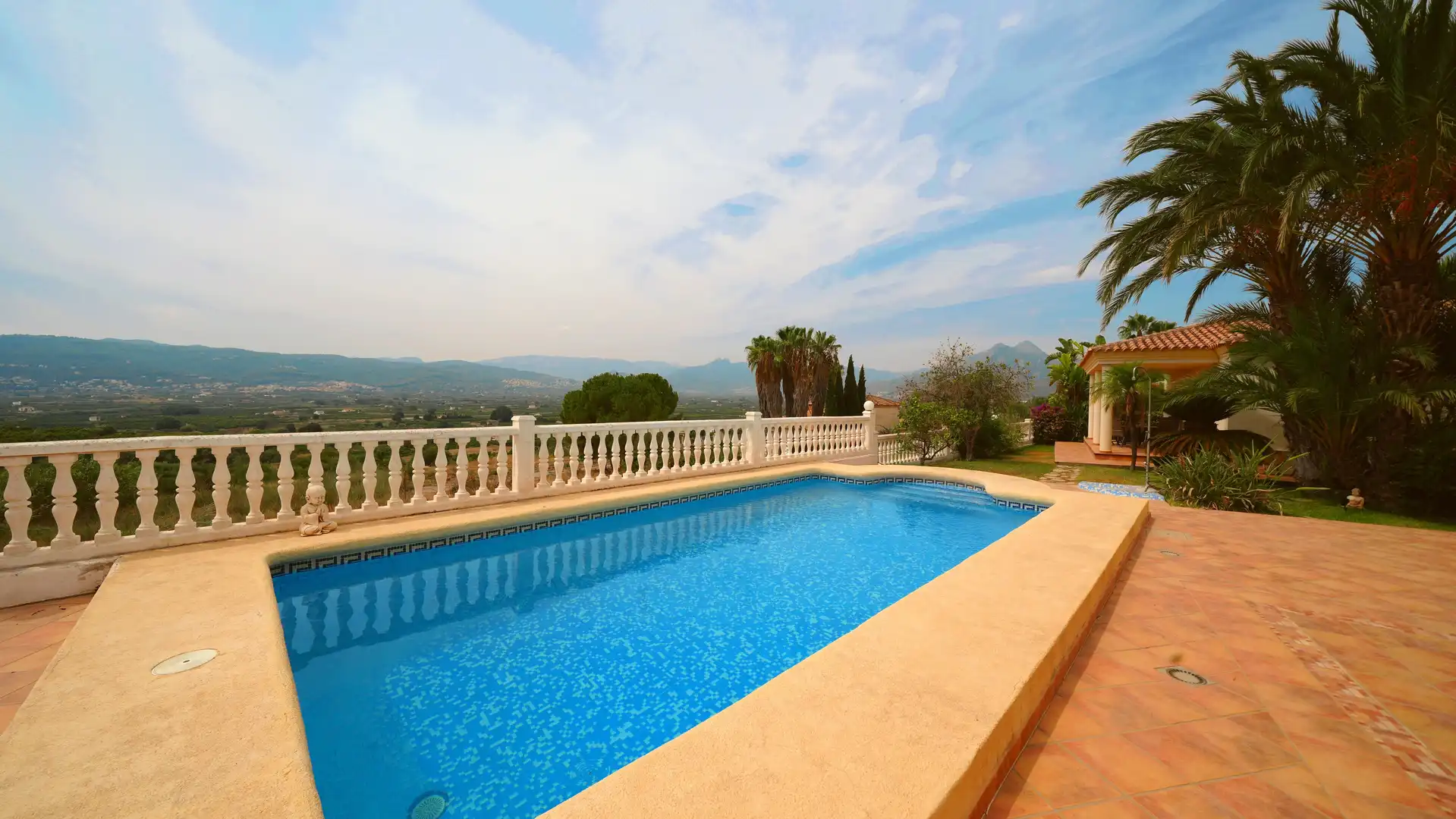 Piscina de Finca rústica en venda en Moravit - Cap Blanc