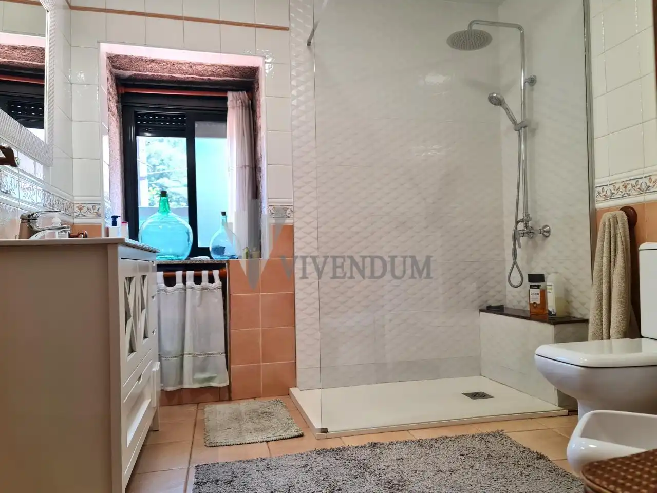 Baño de Casa o chalet en venta en Redondela con Calefacción, Jardín privado y Terraza