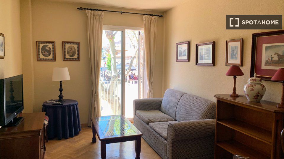 Sala d'estar de Pis de lloguer en Torrelodones amb Aire condicionat, Calefacció i Moblat