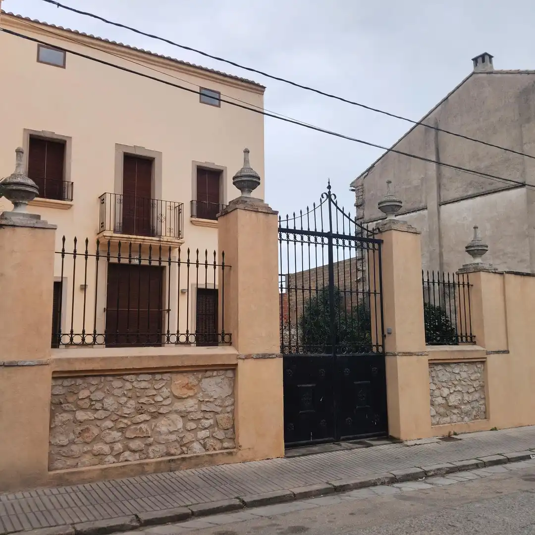 Exterior view of Houses for sale in Llocnou de Sant Jeroni