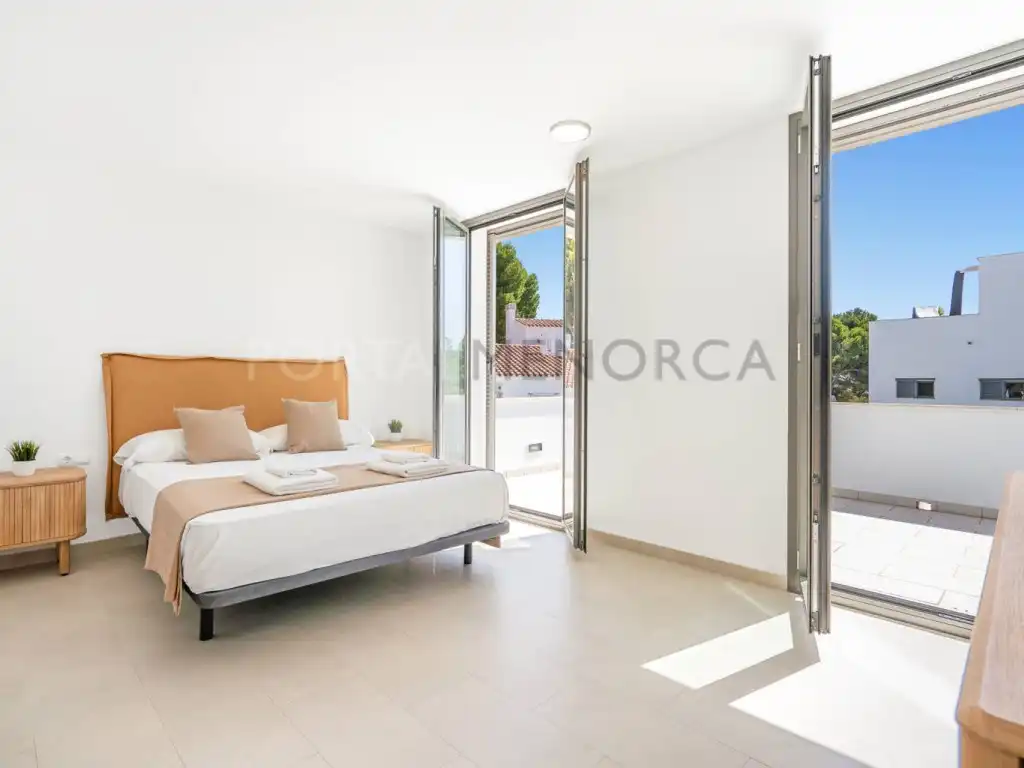 Dormitori de Casa o xalet en venda en Es Mercadal amb Jardí privat, Terrassa i Piscina