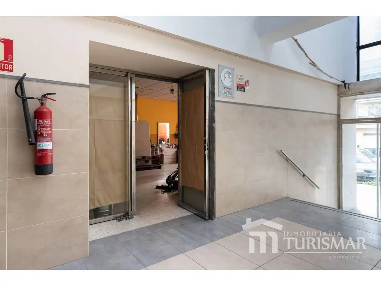Local comercial en venda a Calle Cartaya 1, imagen 3