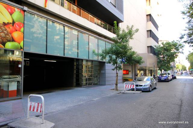 Garaje en Venta en Hermosilla en Goya