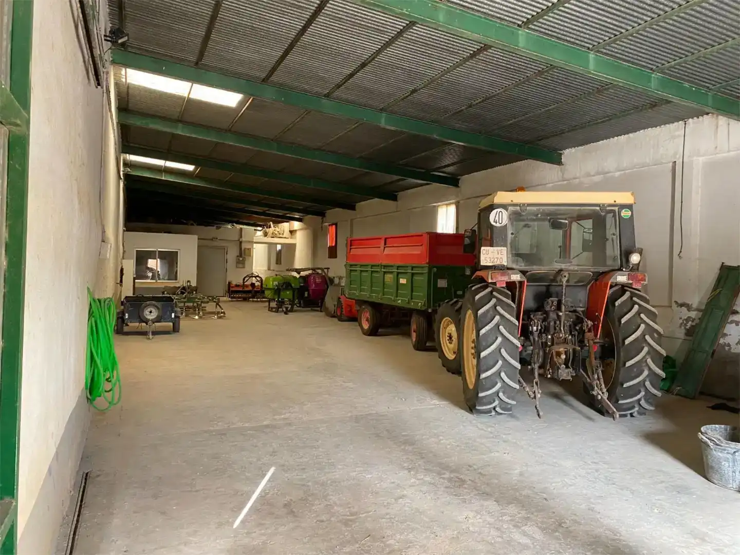 Industrial buildings for sale in Iniesta