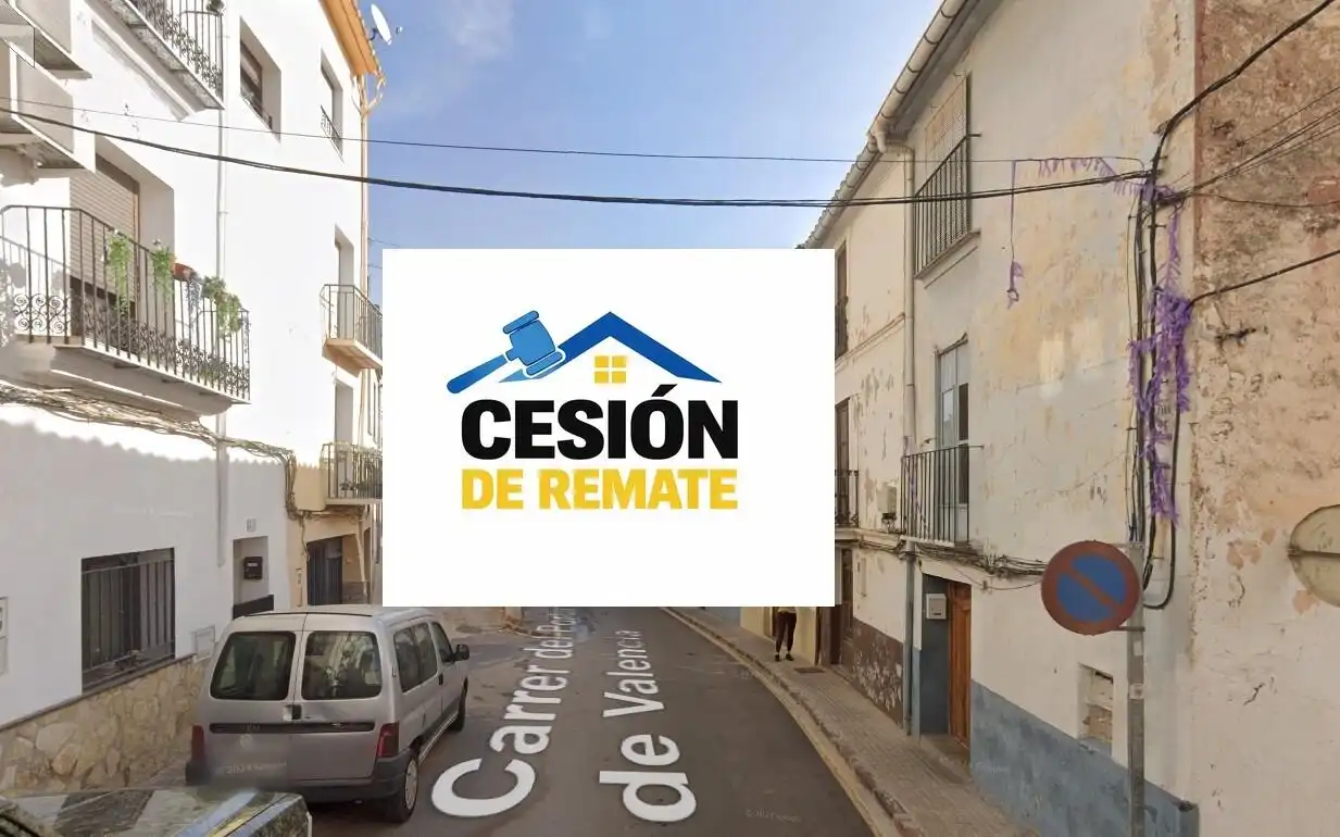 Casa con terrazza in vendita a Onda