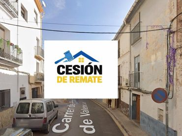 House with balcony for sale in Onda