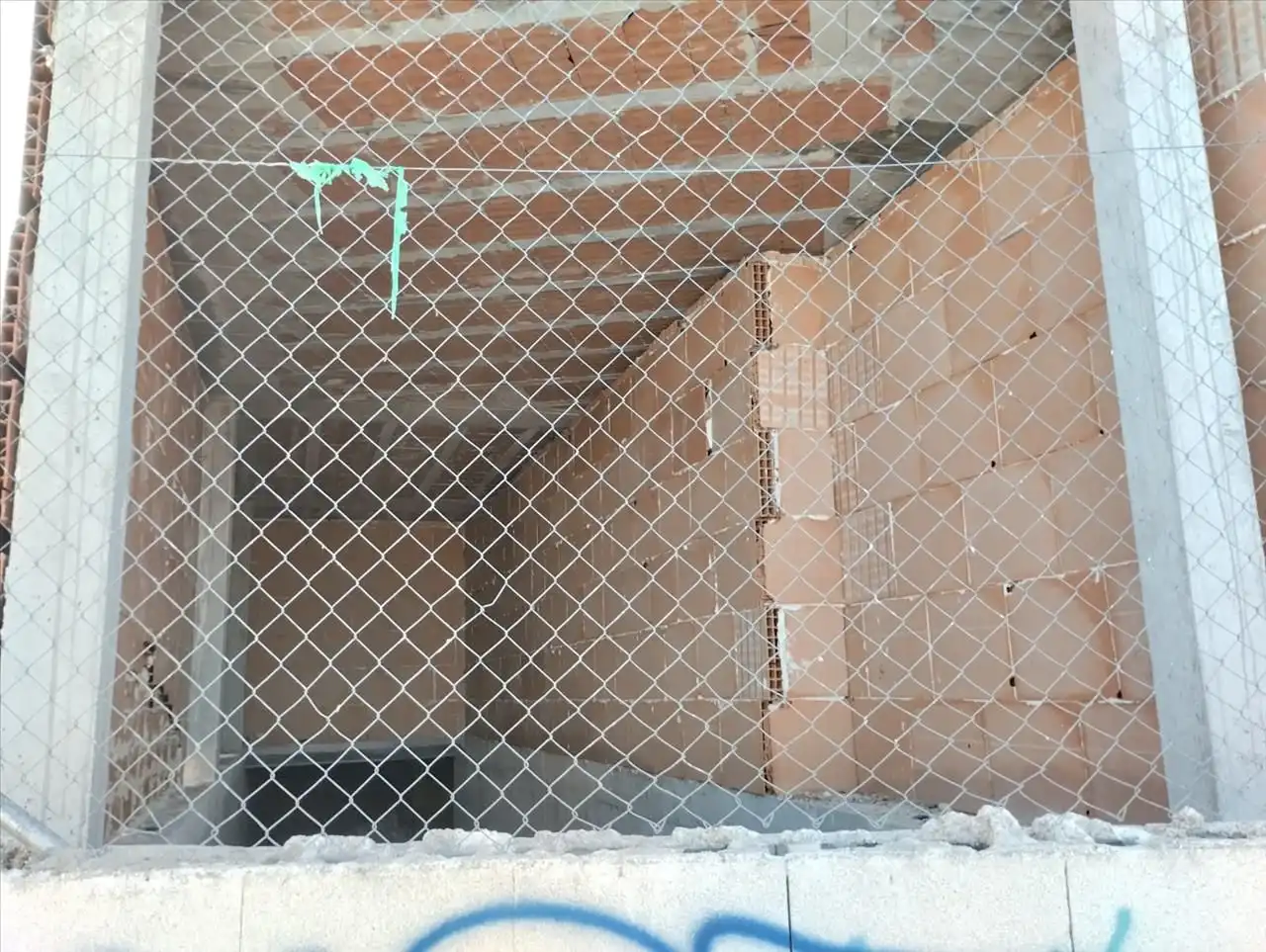 Gebäude zum Verkauf in Hormigos
