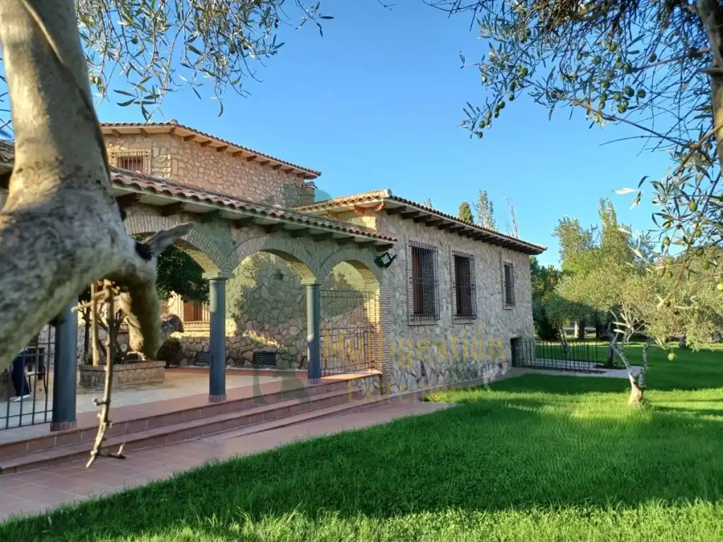 Chalet con piscina en venta en Sierra de Fuentes, imagen 7