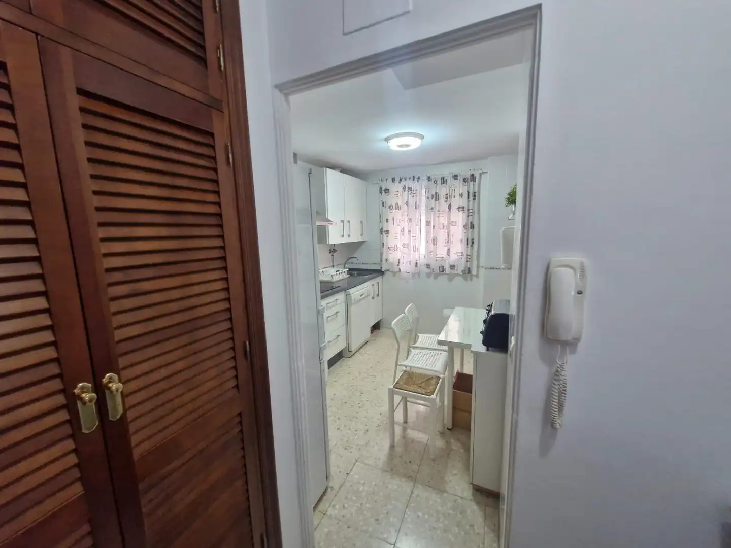 Kitchen of Flat for rent in San Fernando  with Furnished, Oven and Washing machine